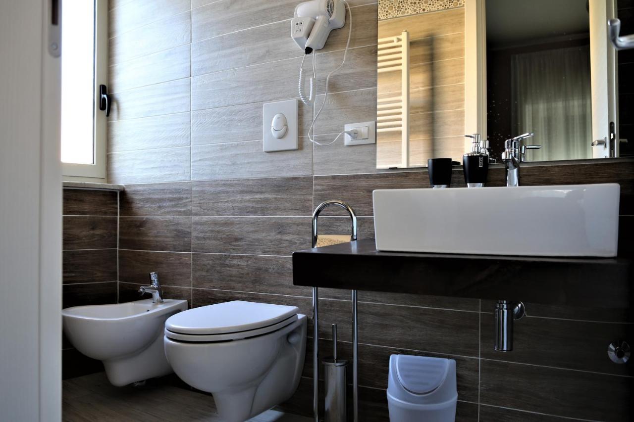 B&B Rosa Cosenza Bagian luar foto