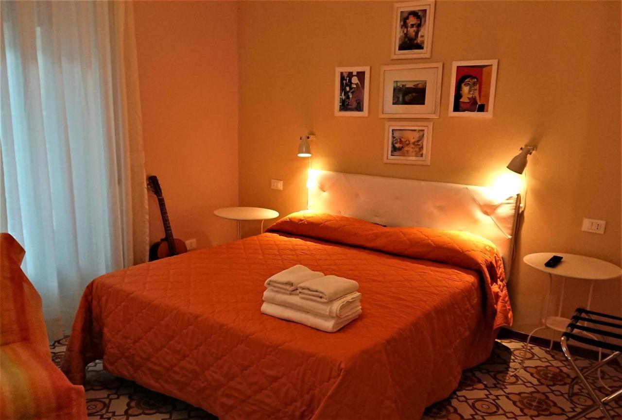 B&B Rosa Cosenza Bagian luar foto